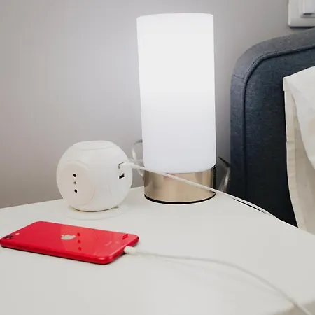 Exclusive In Piazza Italia In Apartamento