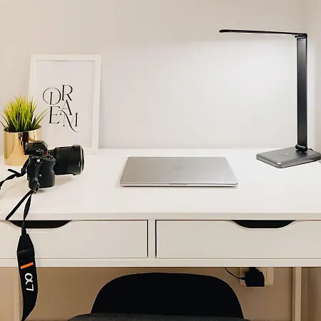 Exclusive In Piazza Italia In Apartamento