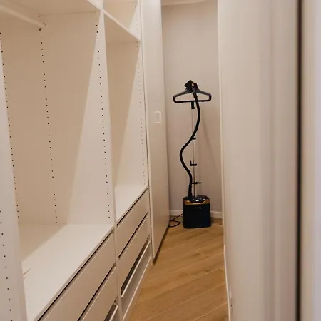 Exclusive In Piazza Italia In