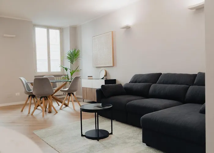 Apartment Exclusive In Piazza Italia In *