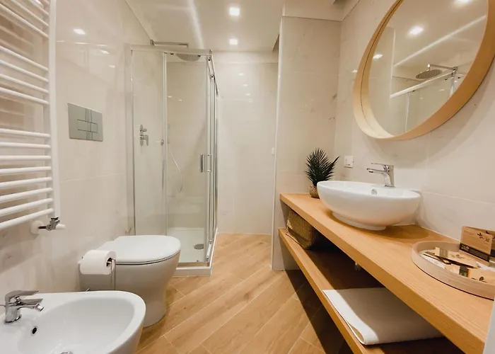 Exclusive In Piazza Italia In * Perugia